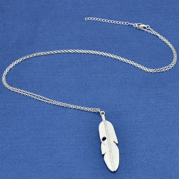 Long Boho Hippie Silver Feather Pendant Necklace - Picture 3 of 6